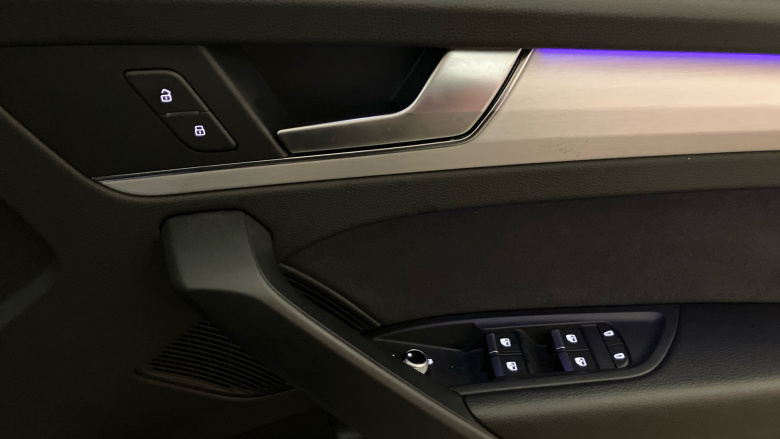 Audi Q5 40 TDI Quattro S Line 5dr S Tronic [C+S] Diesel Estate